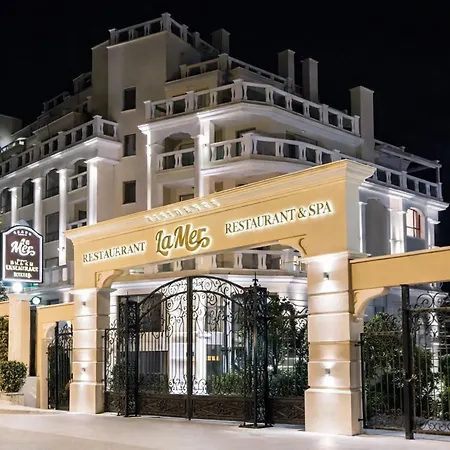 La Sea View & Beachfront Apartamento Varna