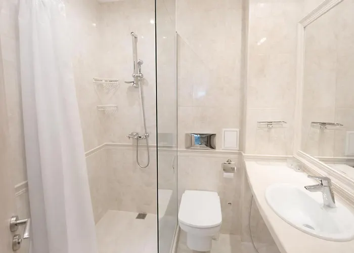 La Sea View & Beachfront Апартамент *