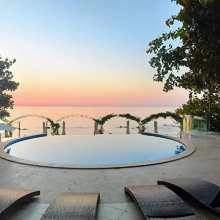 La Sea View & Beachfront Апартаменты Варна