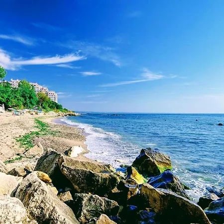 La Sea View & Beachfront