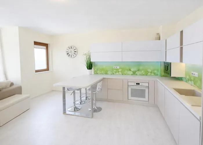 La Sea View & Beachfront Apartman Várna